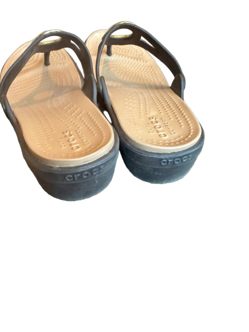Crocs Black Gold O Ring Wedge Flip Flop Sandals Lightweight Strap Size 8 Women's - Picture 7 of 11